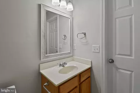 Bath - 167 Sandy Ln, Broadway, VA 22815 photo 3 of 3