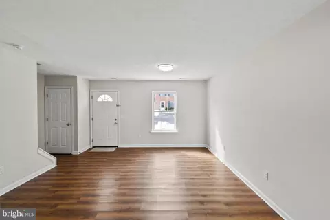 Entry Way - 167 Sandy Ln, Broadway, VA 22815 photo 1 of 3
