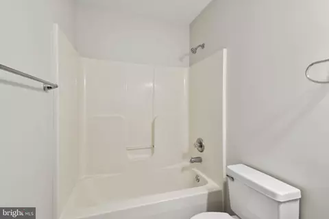Bath - 167 Sandy Ln, Broadway, VA 22815 photo 1 of 3