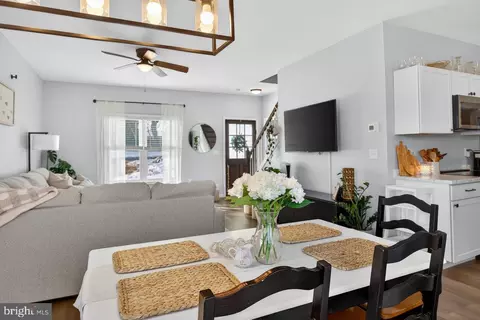 Dining - 16805 E Spring Ave, Elkton, VA 22827 photo 3 of 3