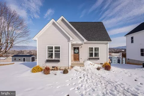 Exterior - 16805 E Spring Ave, Elkton, VA 22827 photo 6 of 8