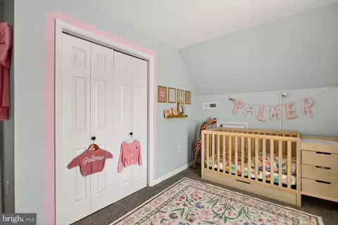 Bedroom - 16805 E Spring Ave, Elkton, VA 22827 photo 7 of 8