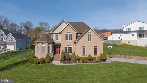 580 Regiment Rd, Penn Laird, VA 22846