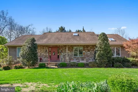 13004 Indian Trail Rd, Broadway, VA 22815