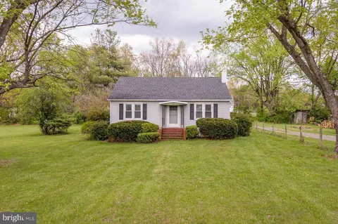 1856 Gravels Rd, Harrisonburg, VA 22802