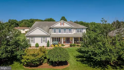 855 Wild Cherry Ln, Harrisonburg, VA 22801