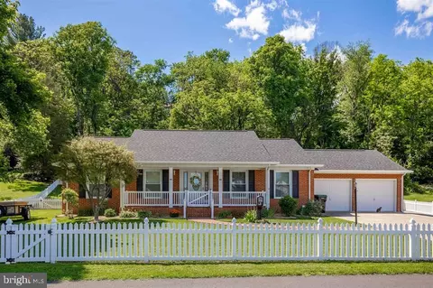 411 Barbee St, Bridgewater, VA 22812