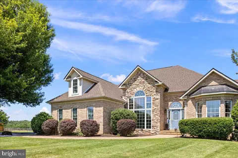 3466 Retreat Ln, Harrisonburg, VA 22801