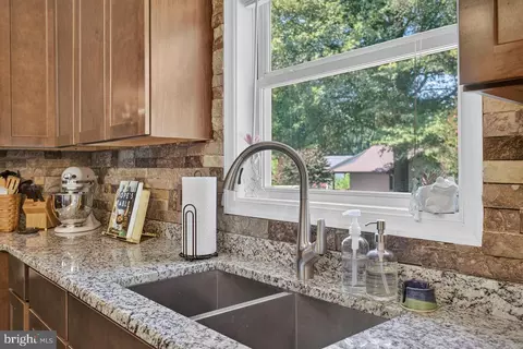 503 E Riverside, Bridgewater, VA 22812 photo 9