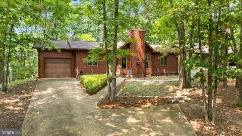 2699 Lanier Ln, Mcgaheysville, VA 22840