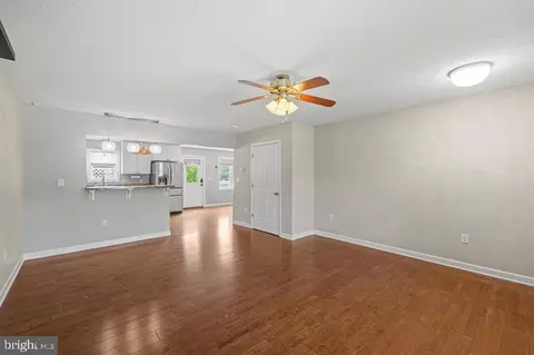 Living - 315 Rustic Ave, Broadway, VA 22815 photo 6 of 7