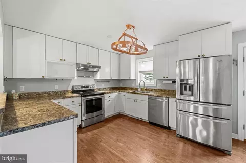 Kitchen - 315 Rustic Ave, Broadway, VA 22815 photo 1 of 6