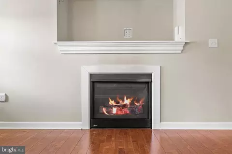 Living - 315 Rustic Ave, Broadway, VA 22815 photo 4 of 7