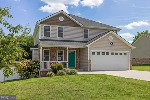 Exterior - 315 Rustic Ave, Broadway, VA 22815 photo 5 of 15