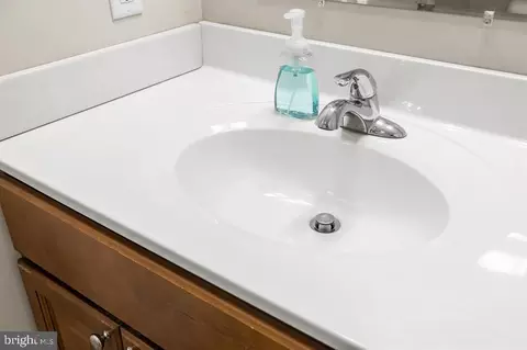 Bath - 315 Rustic Ave, Broadway, VA 22815 photo 8 of 8