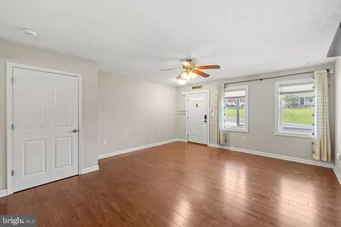 Living - 315 Rustic Ave, Broadway, VA 22815 photo 1 of 7