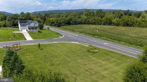 325 Rustic Ave, Broadway, VA 22815 photo 12