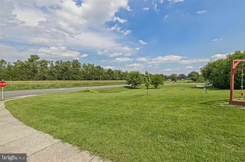 325 Rustic Ave, Broadway, VA 22815 photo 3