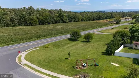 325 Rustic Ave, Broadway, VA 22815 photo 10