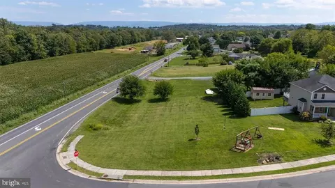 325 Rustic Ave, Broadway, VA 22815 photo 9