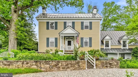 4733 Sperryville Pike # B, Woodville, VA 22749