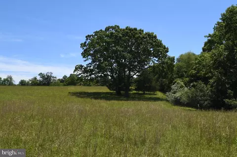 Slate Mills Road, Sperryville, VA 22740
