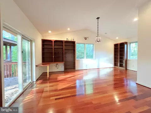 243 Aaron Mountain Rd, Castleton, VA 22716 photo 19