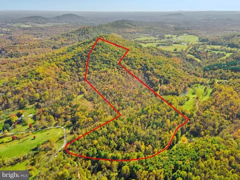 Long Mountain Road, Washington, VA 22747