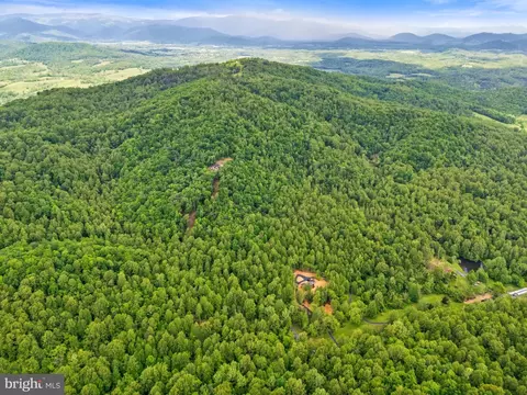 559 Bessie Bell Mountain Rd, Castleton, VA 22716 photo 60