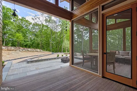 559 Bessie Bell Mountain Rd, Castleton, VA 22716 photo 19