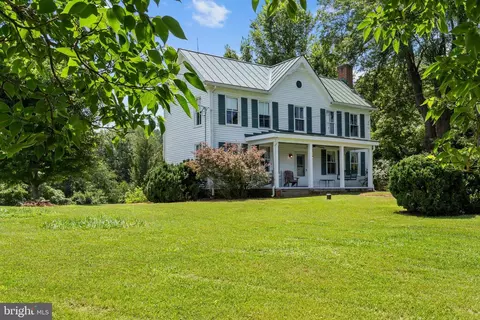 80 Glendalough Ln, Washington, VA 22747