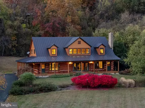 156 Bear Wallow Rd, Huntly, VA 22640
