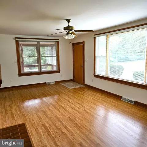 7 Skyline Ln, Washington, VA 22747 photo 20