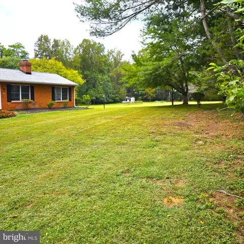 7 Skyline Ln, Washington, VA 22747 photo 5