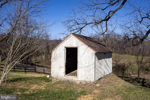 38 Bear Wallow Rd, Huntly, VA 22640 photo 24
