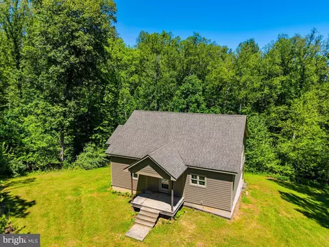 342 Poes S, Amissville, VA 20106