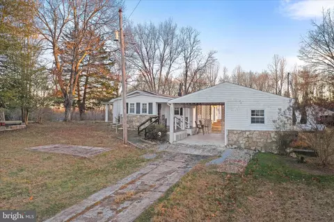 464 Castleton Ford Rd, Castleton, VA 22716 photo 5