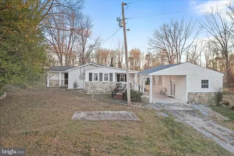 464 Castleton Ford Rd, Castleton, VA 22716