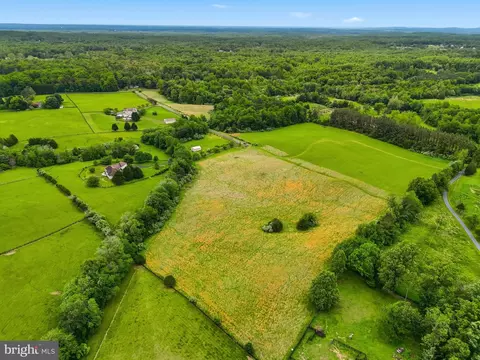 Windemeer Lane, Amissville, VA 20106