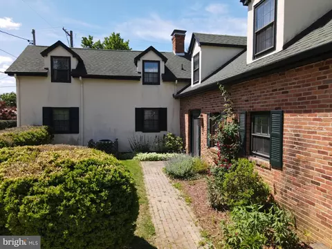 509 Main St, Washington, VA 22747 photo 2