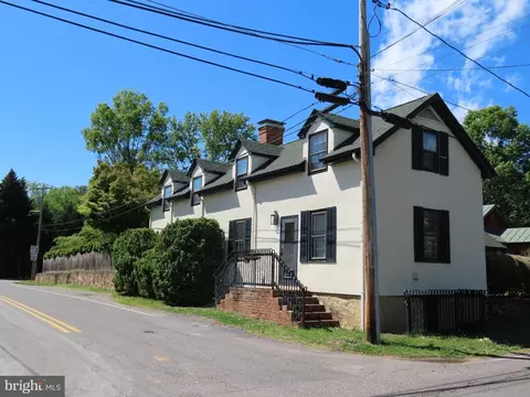 509 Main St, Washington, VA 22747 photo 3