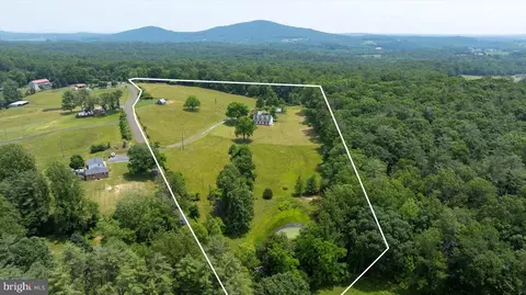 Other - 274 Aaron Mountain Rd # A, Castleton, VA 22716 photo 1 of 28