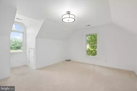 Bedroom - 274 Aaron Mountain Rd # A, Castleton, VA 22716 photo 1 of 3