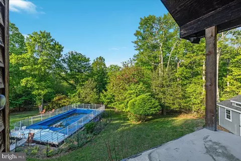 Exterior - 146 Lizzie Mills Rd, Castleton, VA 22716 photo 10 of 29