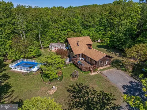 View/Area - 146 Lizzie Mills Rd, Castleton, VA 22716 photo 8 of 8