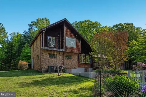 Exterior - 146 Lizzie Mills Rd, Castleton, VA 22716 photo 12 of 29