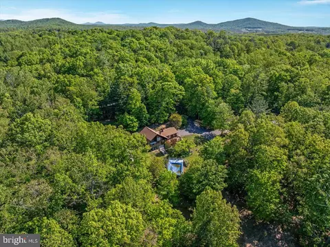 View/Area - 146 Lizzie Mills Rd, Castleton, VA 22716 photo 5 of 8
