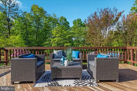 Exterior - 146 Lizzie Mills Rd, Castleton, VA 22716 photo 3 of 29