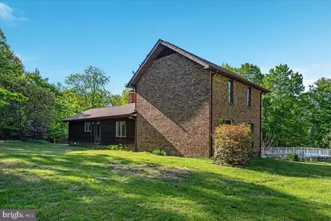 Exterior - 146 Lizzie Mills Rd, Castleton, VA 22716 photo 13 of 29