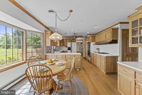 Kitchen - 176 Rock Mills Rd, Castleton, VA 22716 photo 4 of 5